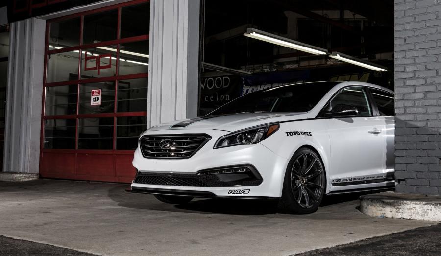  Hyundai Sonata JP Edition 2015 года  (фото 7 из 26)